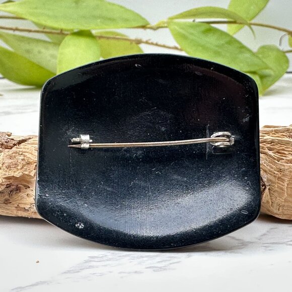 Early 1900s Painted Silhouette Brooch Yellow & Black Featuring Scenic Landscape - Picture 3 of 6